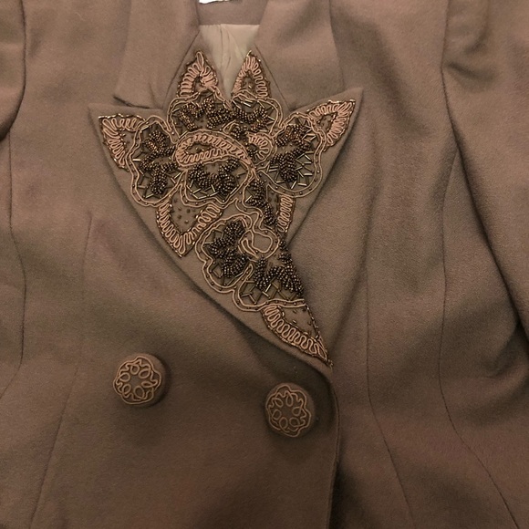 Vintage Double Breasted 100% Wool Embellished Brown Suit Jacket size 10 *FLAW - Picture 2 of 10